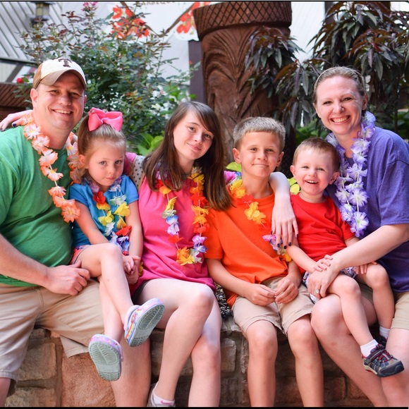 Meet your Posher, Birdie - Picture 2 of 2